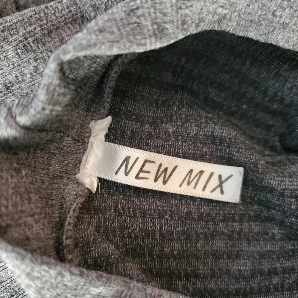 Gray Longsleeved Choker Neckline Caged  Bodysuit New Mix S-M - Picture 6 of 9